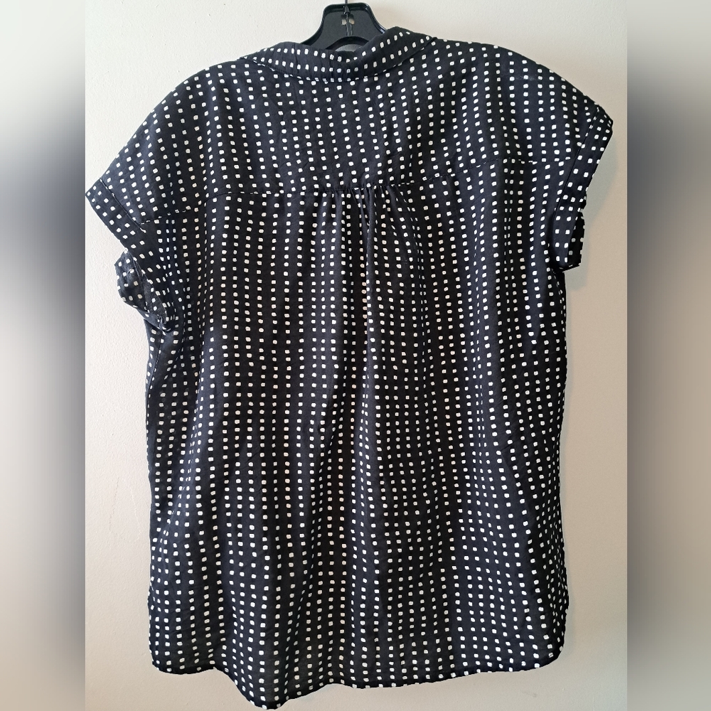 JACHS Girlfriend New York Black and White Square Polka-dot Collared Shirt - Picture 5 of 5